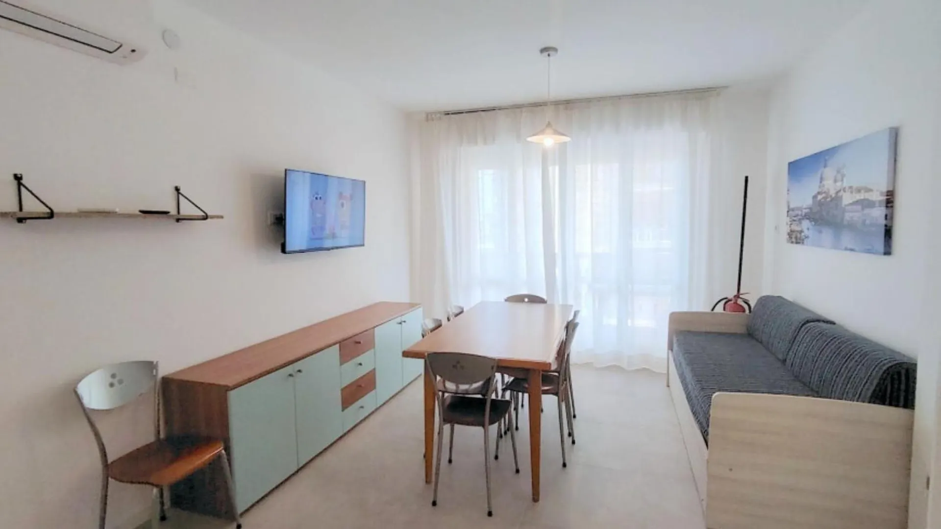 Spacious Family Apartment Near The Beach بيبيوني