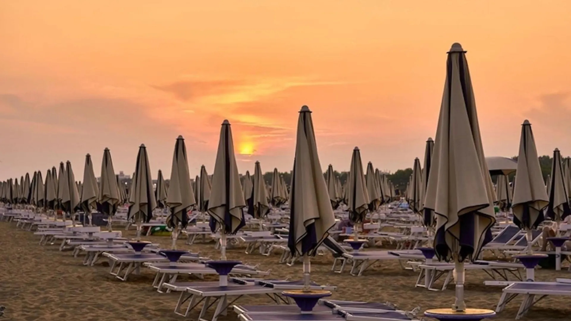 Spacious Family Apartment Near The Beach بيبيوني 0*,  إيطاليا